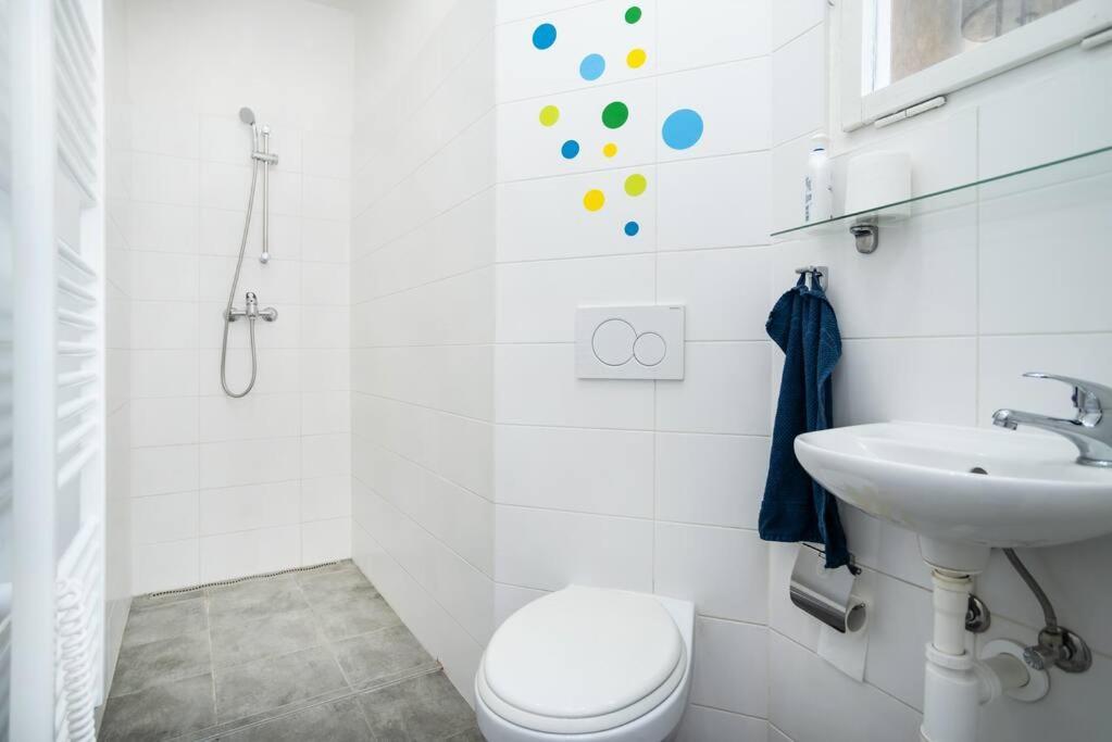 Bright, Spacious Apartment In The Historic Centre 布拉格 外观 照片